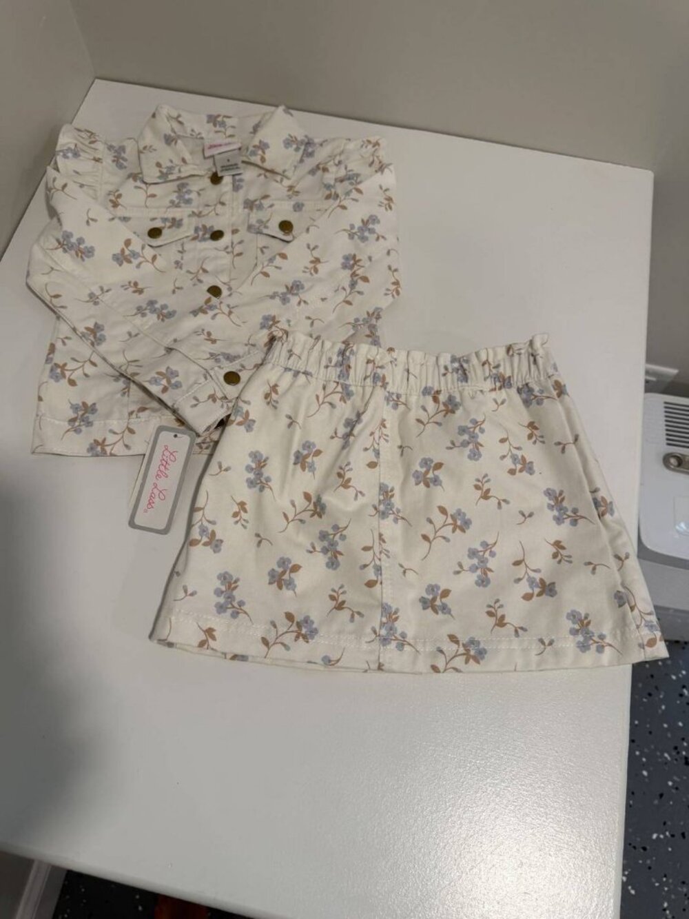 Little Lass Girls Floral Jacket & Skirt Set Size 5 NWT